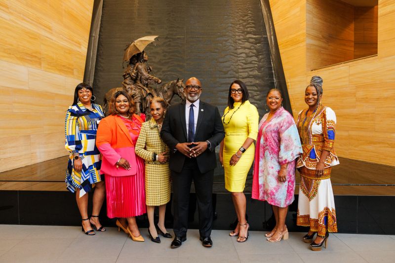 The Woodson African American Museum of Florida celebrated Women’s History Month by honoring six trailblazing women as First Ladies in African American History on March 23 at the James Museum of Western Art in downtown St. Pete.